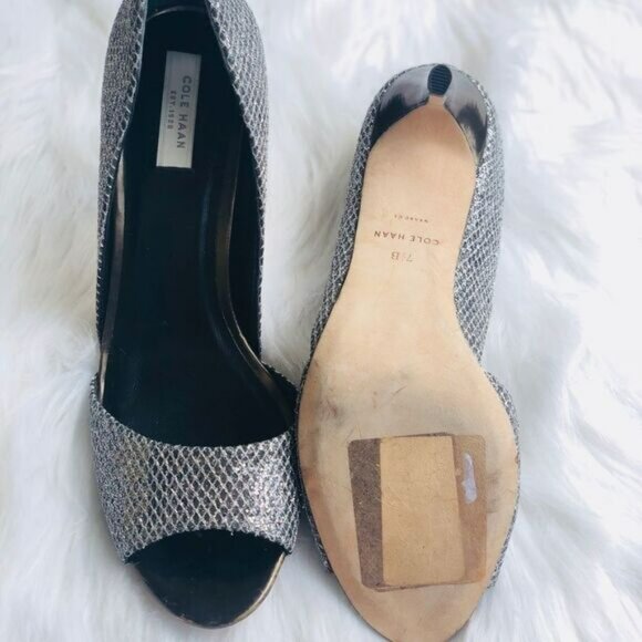 Cole Haan Antonia heels NWOT - Picture 3 of 7